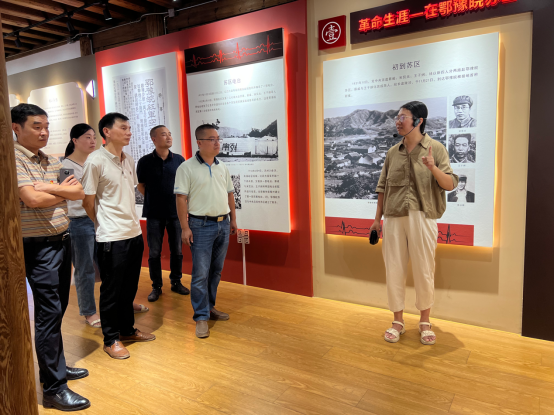 市三都澳水电公司党支部开展“缅怀革命 先烈 致敬无名英雄”主题党日活动 市三都澳水电公司党支部开展“缅怀革命 先烈 致敬无名英雄”主题党日活动